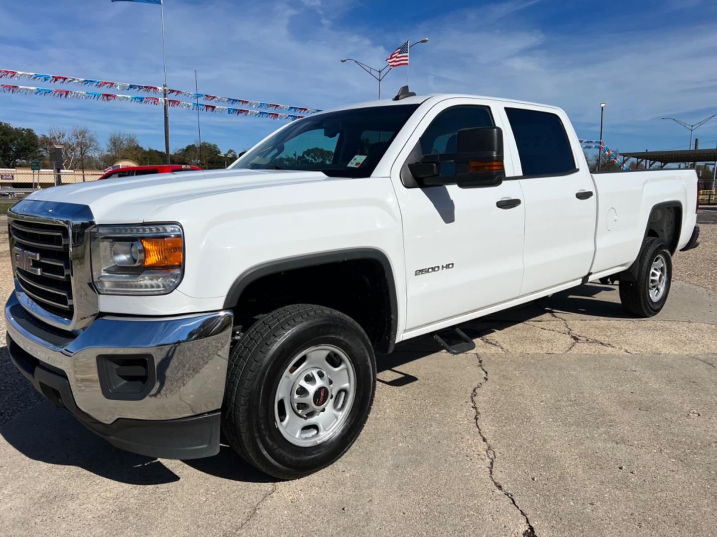 2017 White /Gray GMC Sierra 2500HD (1GT11REG3HF) with an 6.0L V8 Gas engine, 6-Speed Automatic transmission, located at 4520 Airline Hwy, Baton Rouge, LA, 70805, (225) 357-1497, 30.509325, -91.145432 - 2017 GMC Sierra 2500HD Crew Cab 6.0 V8 Gas, 8Ft Bed, 193K Miles, Power Windows, Locks & Mirrors, Cold A/C, Tow Pkg. NO IN HOUSE FINANCING. FOR INFO PLEASE CONTACT JEFF AT 225 357-1497 CHECK OUT OUR A+ RATING WITH THE BETTER BUSINESS BUREAU WE HAVE BEEN A FAMILY OWNED AND OPERATED BUSINESS AT THE S - Photo#0